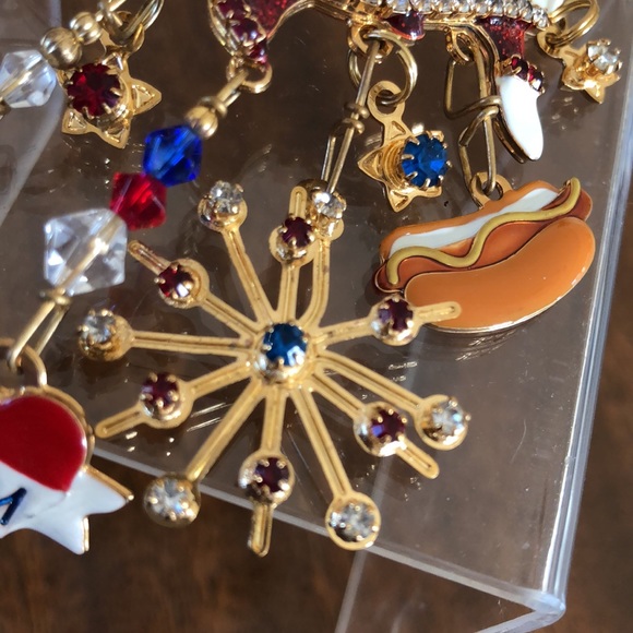 Vintage 2000 Lunch at the Ritz patriotic brooch LATR - Picture 6 of 16